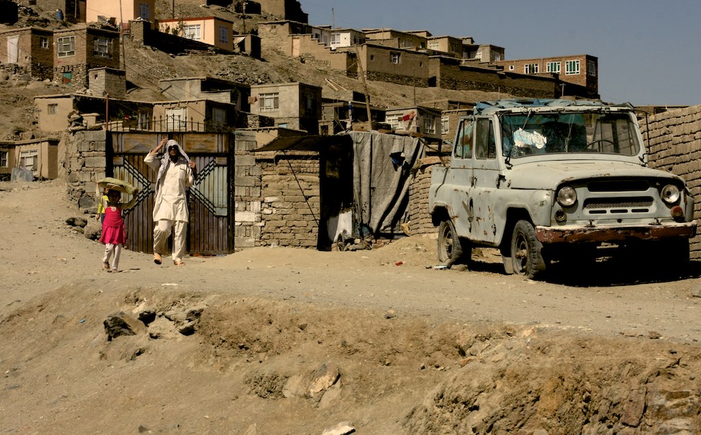 (2) Afghanistan slums.jpg